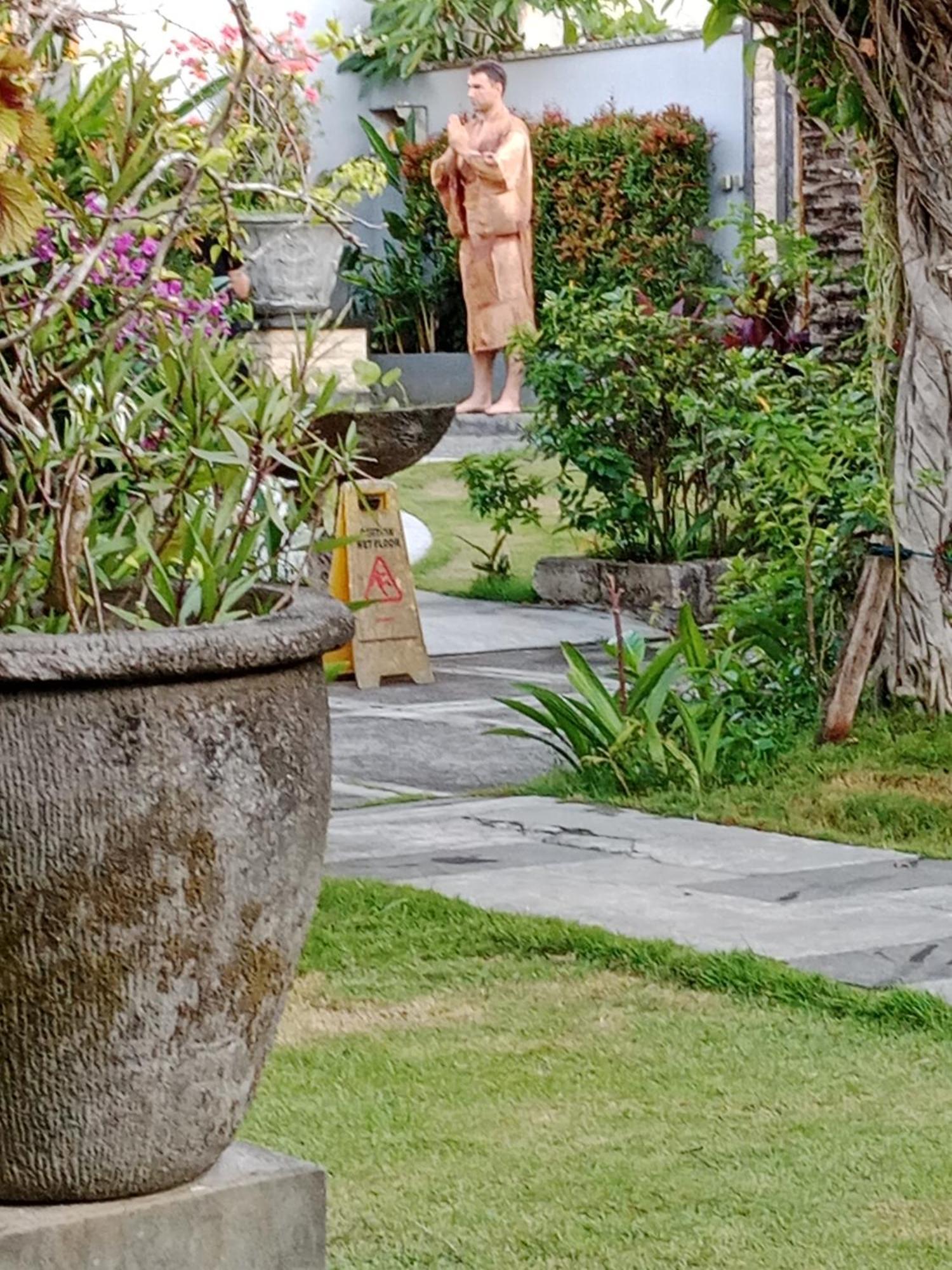 Muaya Villa Jimbaran  Exterior photo